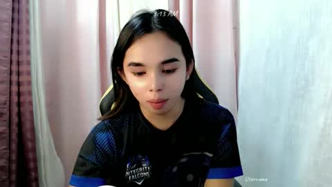 Snapshot of pinay_heart chatting on 05/29/26, 07:12 heart online show from 05/29/26, 07:12