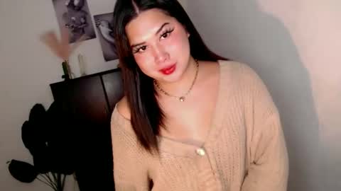 Ivy Morningstar online show from 05/17/26, 01:36