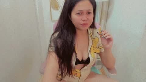Snapshot of pinay_juliet chatting on 07/18/26, 04:44 pinay_juliet online show from 07/18/26, 04:44