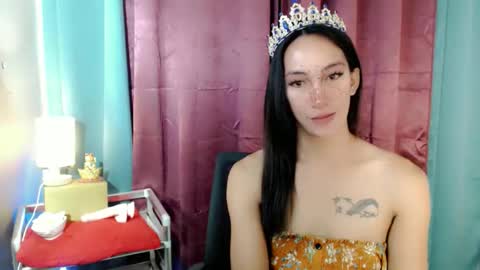 lucyLove online show from 05/14/26, 03:02