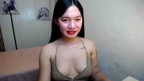 Shenna online show from 11/23/25, 03:23