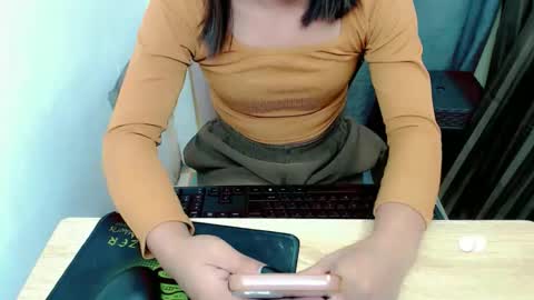 pinay_sweetgirl_ online show from 10/09/25, 06:17