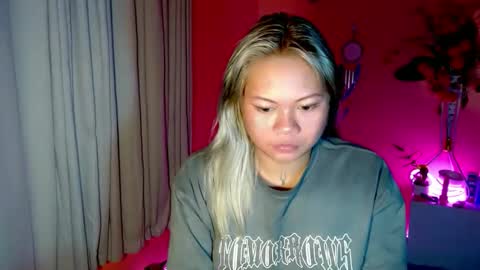 Snapshot of pinay_sweetlenatashaxx chatting on 10/08/25, 10:24 call me natasha online show from 10/08/25, 10:24