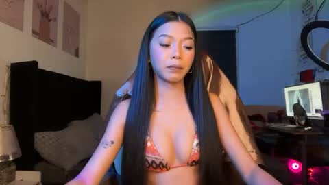 Snapshot of pinay_xpress chatting on 06/12/26, 11:53 TINA online show from 06/12/26, 11:53