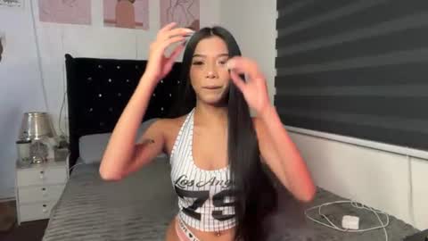 Snapshot of pinay_xpress chatting on 07/12/26, 11:23 TINA online show from 07/12/26, 11:23