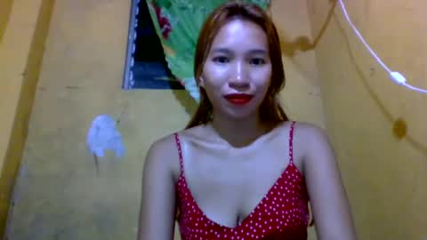 Snapshot of pinaybeauty_25 chatting on 01/21/25, 10:52 im jane online show from 01/21/25, 10:52