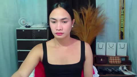 Snapshot of pinaycutie_jilian chatting on 10/07/25, 10:51 jilian  online show from 10/07/25, 10:51