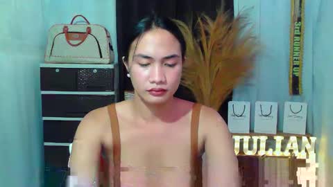 Snapshot of pinaycutie_jilian chatting on 10/10/25, 12:04 jilian  online show from 10/10/25, 12:04