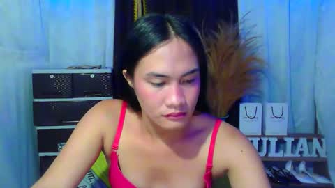 Snapshot of pinaycutie_jilian chatting on 11/21/25, 01:10 jilian online show from 11/21/25, 01:10