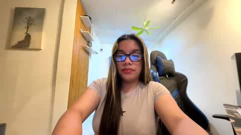 Snapshot of pinaymistress69 chatting on 02/13/26, 03:02 Im chikana online show from 02/13/26, 03:02