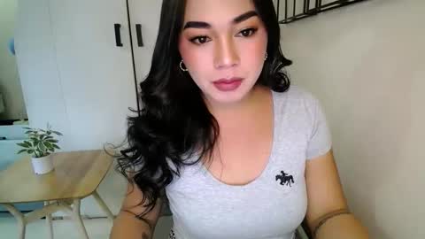 Snapshot of pinaymorena69 chatting on 09/30/25, 08:08 Just cath online show from 09/30/25, 08:08