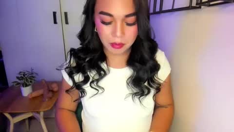 Snapshot of pinaymorena69 chatting on 11/05/25, 02:39 Just cath online show from 11/05/25, 02:39