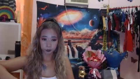 pinaymorena_renelda online show from 05/13/26, 08:55