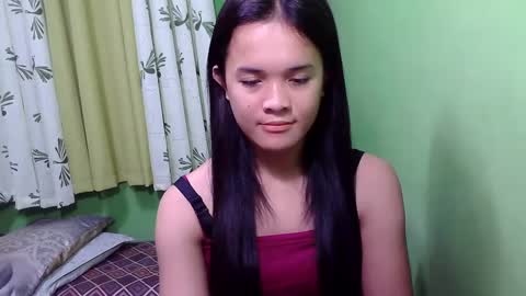 Snapshot of pinaymorena_rhowe chatting on 12/17/24, 04:34 pinaymorena_rhowe online show from 12/17/24, 04:34