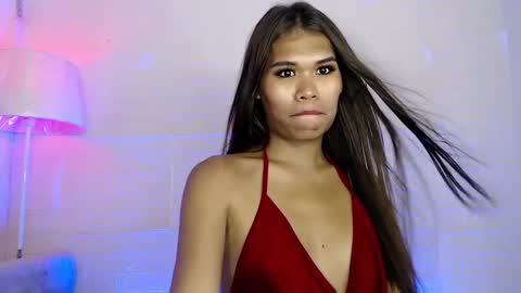 Snapshot of pinayroxy27 chatting on 01/13/25, 08:26 Roxy online show from 01/13/25, 08:26