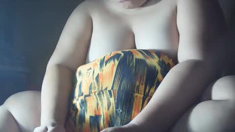 Snapshot of pinaysweet_couple chatting on 12/17/25, 07:20 pinaysweet_couple online show from 12/17/25, 07:20