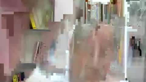 Snapshot of pinheiro86 chatting on 12/02/25, 12:43 pinheiro86 online show from 12/02/25, 12:43