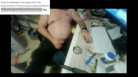 Snapshot of pini_z chatting on 01/27/25, 08:49 pini_z online show from 01/27/25, 08:49