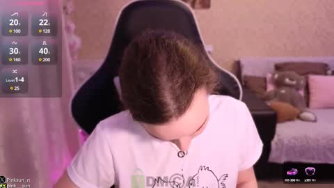 Stephanie online show from 03/06/25, 06:26