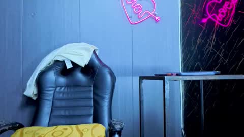 pink_alexa online show from 01/10/26, 08:05