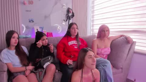 pink_as online show from 02/09/26, 01:26