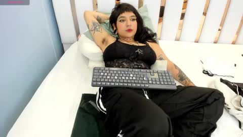 Snapshot of pink_dustt chatting on 02/03/25, 06:02 weedcandy ig y twitter xpink dustt online show from 02/03/25, 06:02