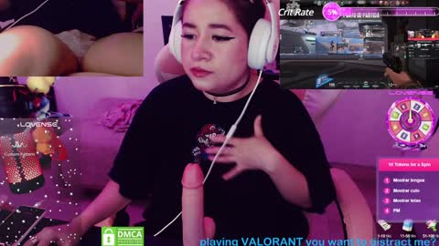 Snapshot of pink_girl0n chatting on 01/14/25, 05:19 Kitty online show from 01/14/25, 05:19