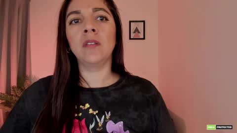 Snapshot of pink_kitten_ chatting on 11/07/25, 10:15 Eli online show from 11/07/25, 10:15