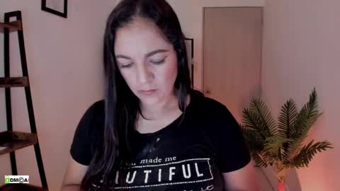Snapshot of pink_kitten_ chatting on 05/27/26, 12:46 Eli online show from 05/27/26, 12:46