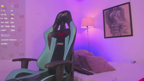 KELLY  online show from 10/19/25, 05:24