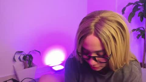 KELLY  online show from 02/28/26, 02:01