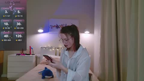 Snapshot of pink_seagull chatting on 01/18/25, 05:48 Eva online show from 01/18/25, 05:48