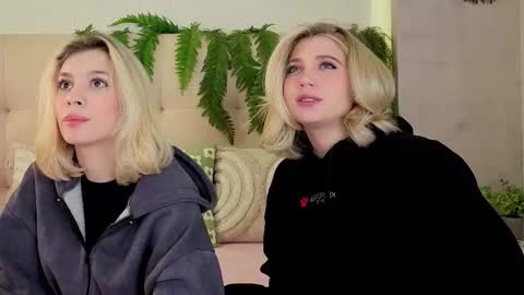 Snapshot of pinkadele chatting on 09/25/25, 10:08 Adele online show from 09/25/25, 10:08