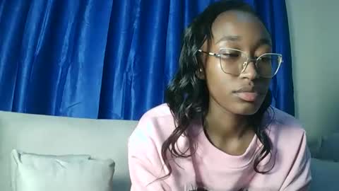 PinkyAura online show from 05/24/26, 10:15