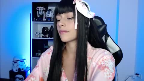 Snapshot of pinkcatlive chatting on 10/10/25, 11:59 Emily online show from 10/10/25, 11:59