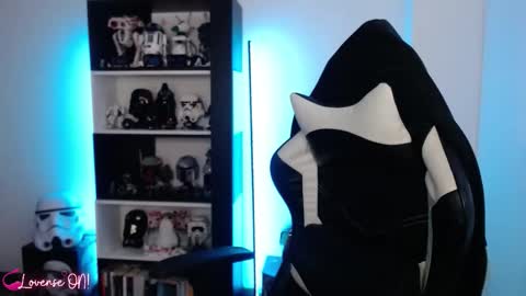 Snapshot of pinkcatlive chatting on 11/10/25, 07:57 Emily online show from 11/10/25, 07:57