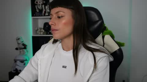 Emily online show from 07/19/26, 05:05