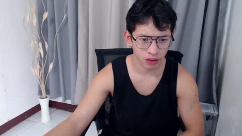 froi online show from 05/26/26, 03:57