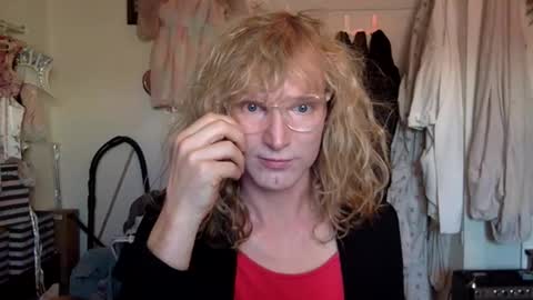 Snapshot of pinkfag chatting on 03/04/25, 04:30 pinkfag online show from 03/04/25, 04:30