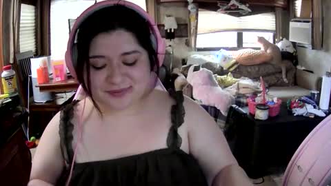 Snapshot of pinkgoddessxoxo chatting on 04/17/26, 08:23 PinkGoddess online show from 04/17/26, 08:23