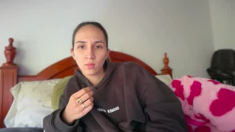 Snapshot of pinkilola chatting on 05/29/26, 04:49 Pinkilola online show from 05/29/26, 04:49