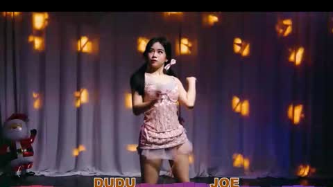 Snapshot of pinklady_dudu chatting on 12/20/25, 05:14 pinklady_dudu online show from 12/20/25, 05:14