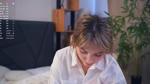 Snapshot of pinkncrazy chatting on 02/20/25, 07:34  HERES ALICE  WELCOME EVERYONE LOVENSE DOMI REACT TO YOUR TIPS LETS MAKE A GREAT SHOW TOGETHER  online show from 02/20/25, 07:34
