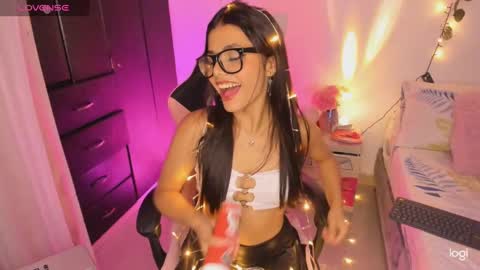 Sarah .. online show from 12/30/24, 05:48