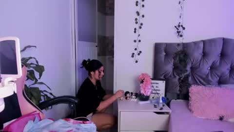 Snapshot of pinkpantherr_ chatting on 07/13/26, 07:49 Sarah .. online show from 07/13/26, 07:49