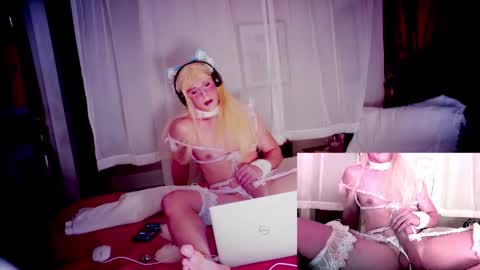 pinkpillbambi online show from 01/09/26, 04:15