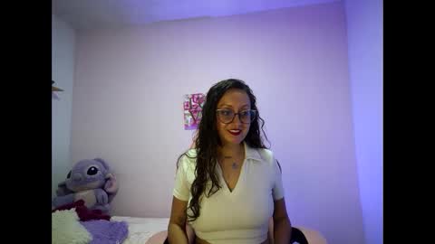 pinkvixen69 online show from 01/12/26, 01:00