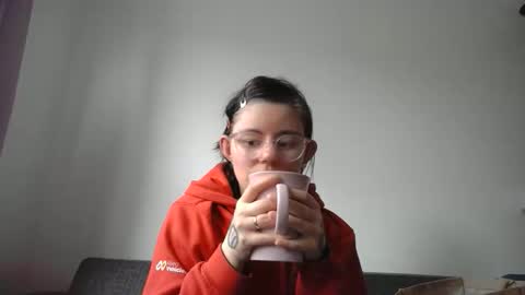 Snapshot of pinkwife97 chatting on 10/07/25, 02:03 pinkwife97 online show from 10/07/25, 02:03