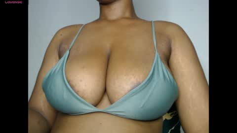 Snapshot of pinkxsugar chatting on 06/10/26, 05:23 pinkxsugar online show from 06/10/26, 05:23