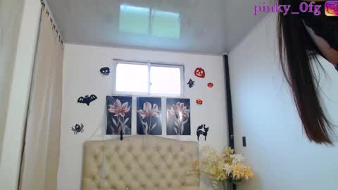 pinky_f00x online show from 10/22/25, 08:30